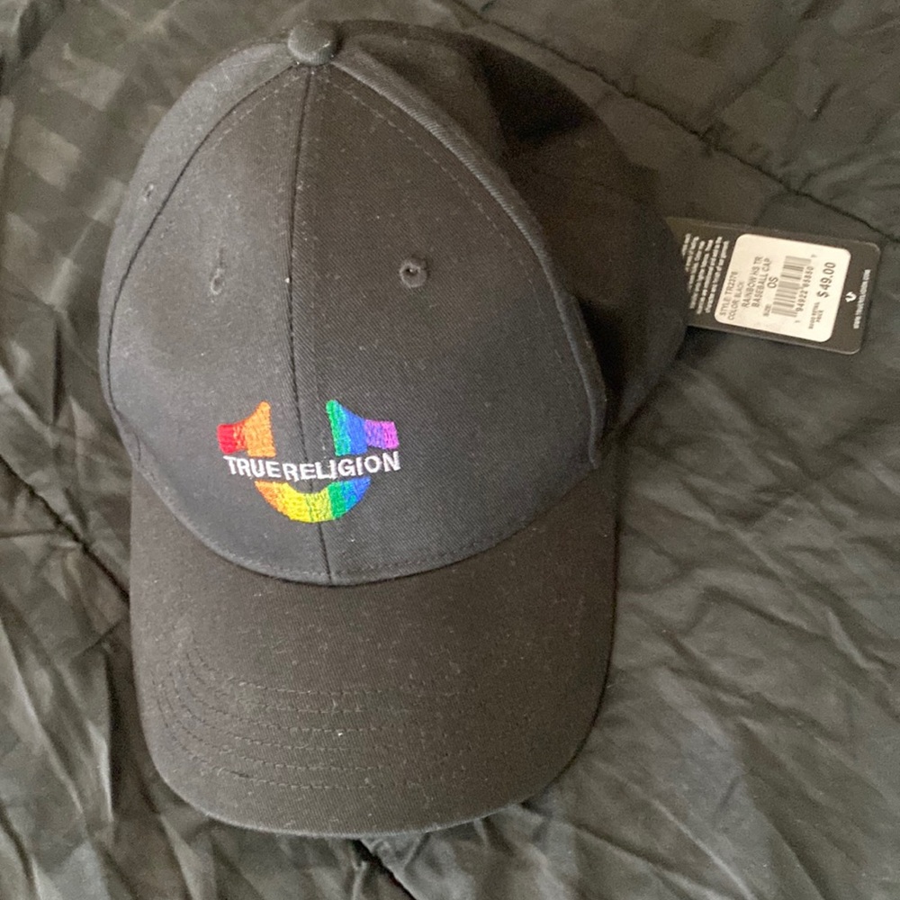 New with tags true religion hat